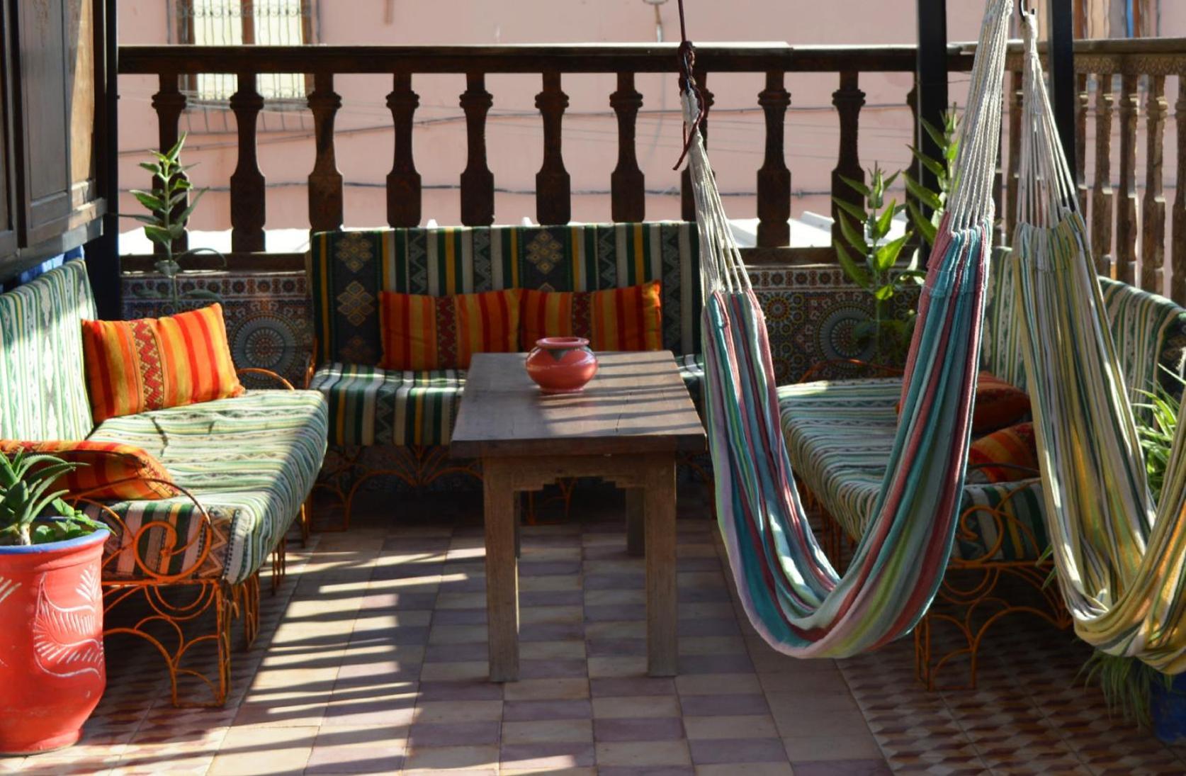 Sunset Surfhouse Morocco Hostel Tamraght Exterior foto